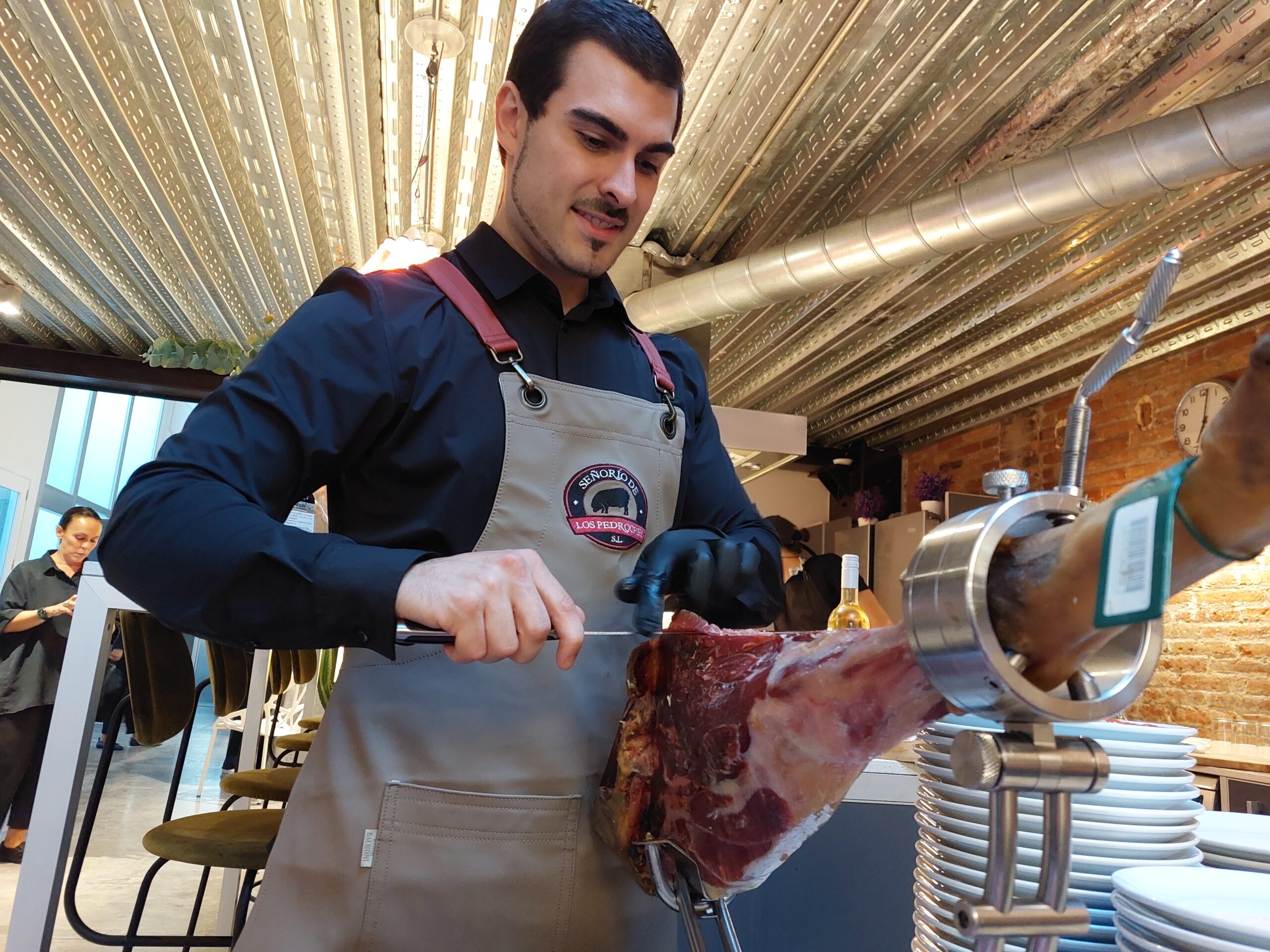 ArteyCuchillo – Cortador Profesional de Jamón en Barcelona