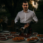 Anthony Gallardo maestro fundador de arte y cuchillo de Arte de cortar jamón y el mejor cortador de Jamón en Cataluña