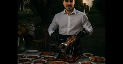 Anthony Gallardo maestro fundador de arte y cuchillo de Arte de cortar jamón y el mejor cortador de Jamón en Cataluña