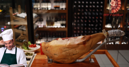 errores al cortar jamón posición incorrecta arte y cuchillo